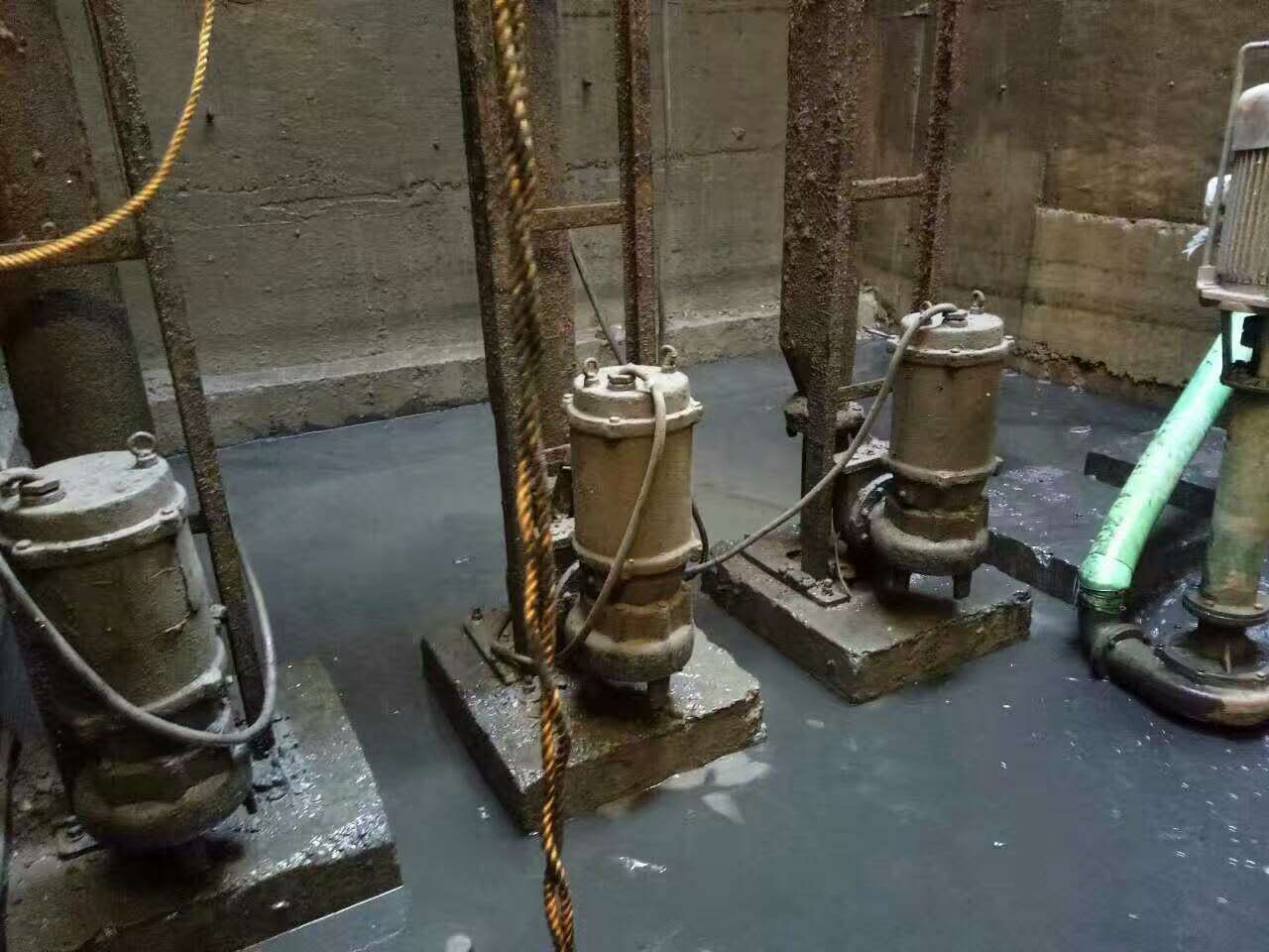 爱辉污水池清理